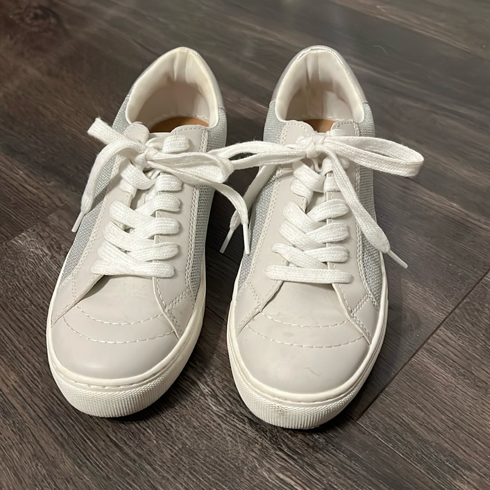 Universal thread shoe